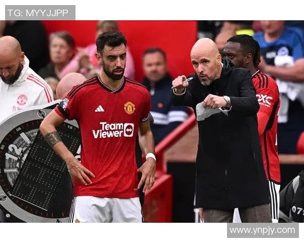 英超联赛回顾:曼联连续第三轮取胜!