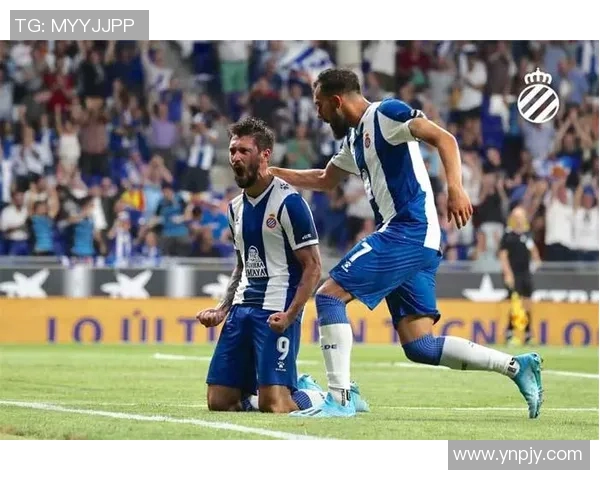 塞维利亚签下曼联青年队新星，新赛季力争进入西甲前四！