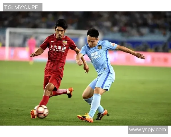苏宁与上港激战正酣实况回顾与精彩瞬间分析 苏宁与上港激战正酣实况回顾与精彩瞬间分析